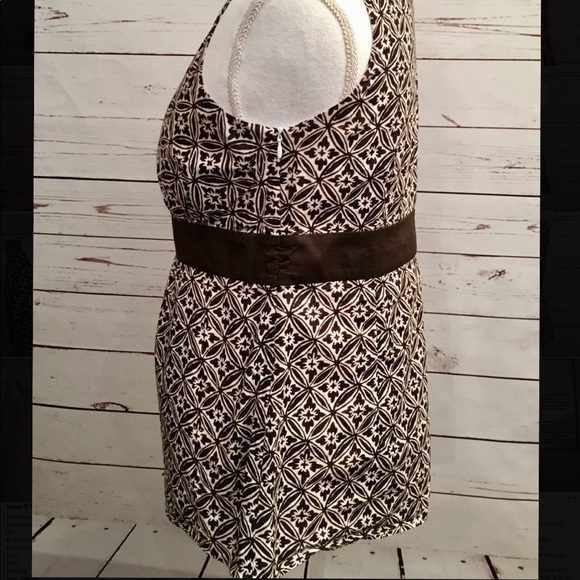 Ann Taylor LOFT Sleeveless V-Neck Top - Picture 7 of 8